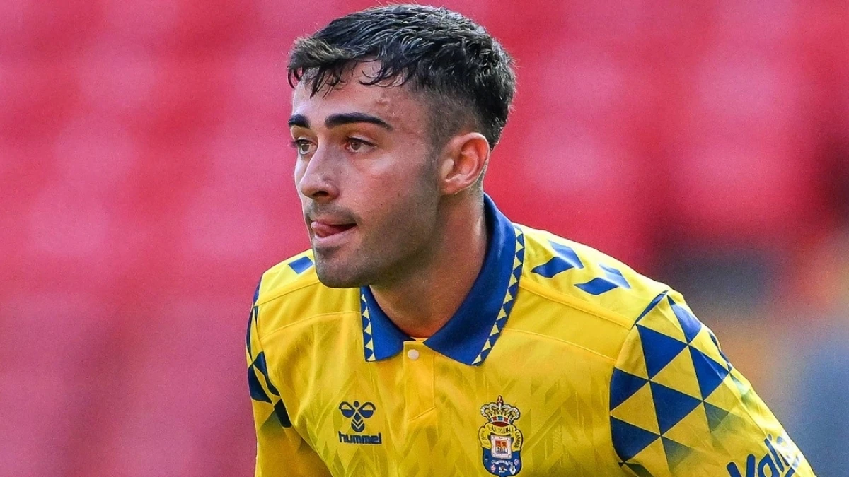 Mikel Arteta Demands Arsenal Sign Villarreal Star Alberto Moleiro